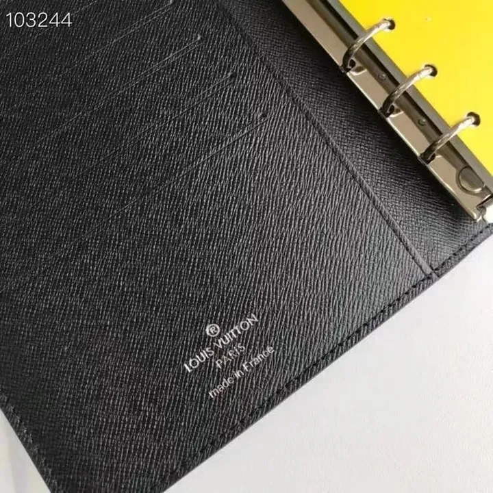 ルイヴィトン 日記帳 カバー