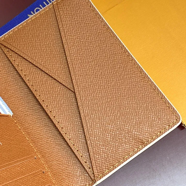 LOUIS VUITTON 財布 プレゼント