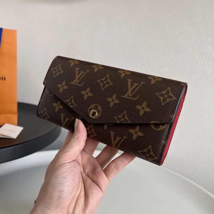 ルイヴィトン ポルトフォイユ 財布