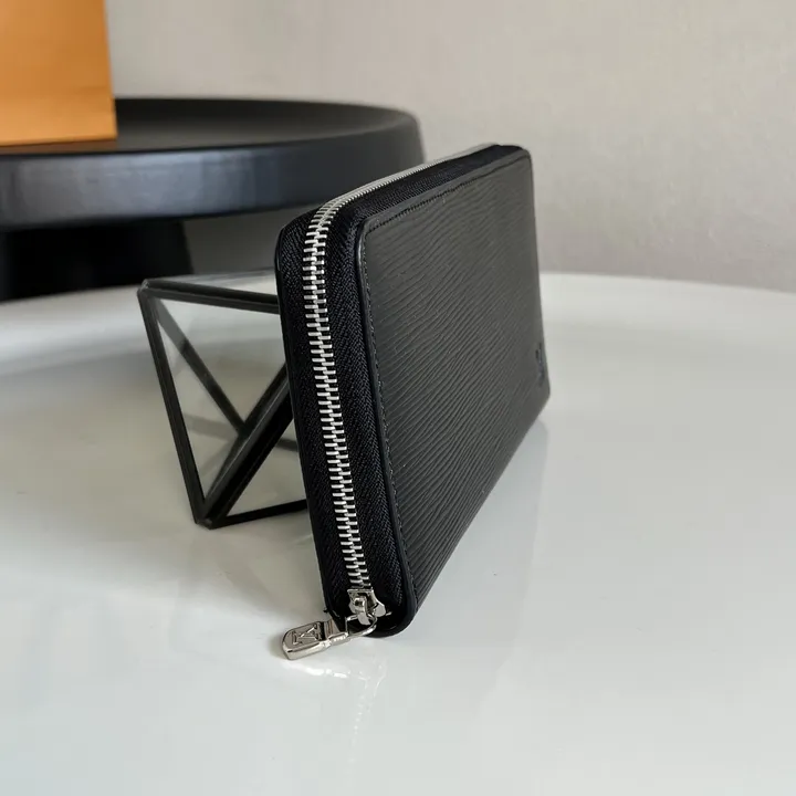 ルイヴィトン エピジッピー 長財布