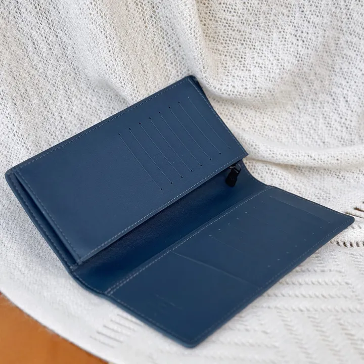 ルイヴィトン 二つ折り長財布 レザー