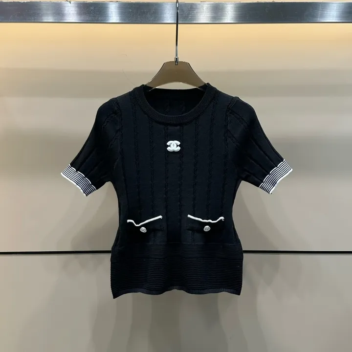 シャネル ニット Tシャツ ゆったり