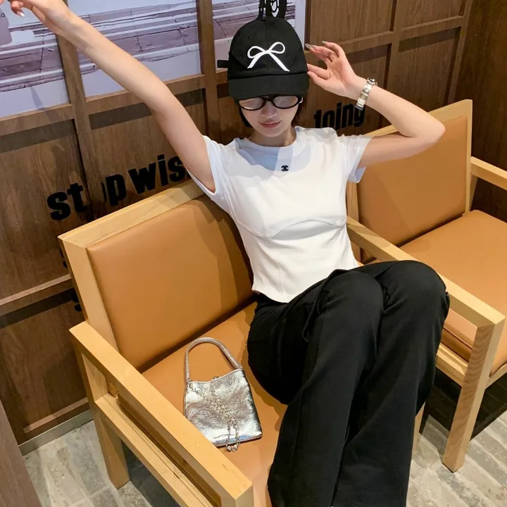 Chanel Tシャツ レディース