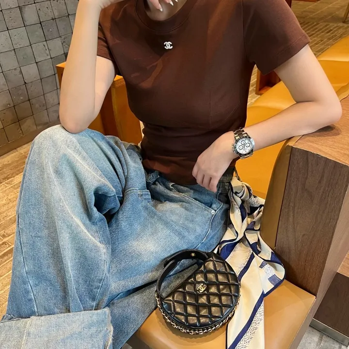 シャネル 半袖 Tシャツ おしゃれ