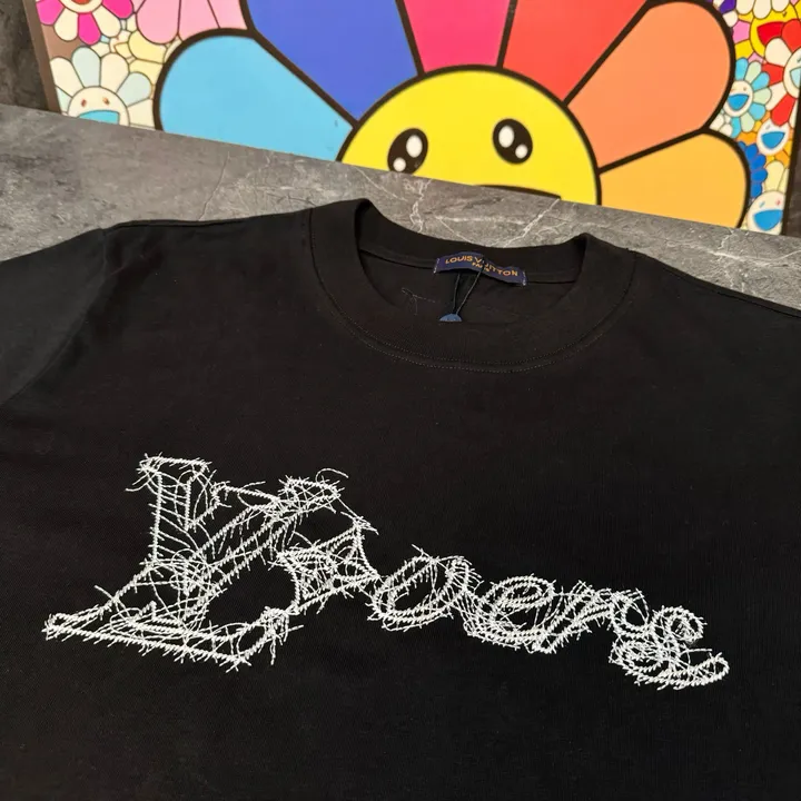ルイビトン ゆったり Tシャツ