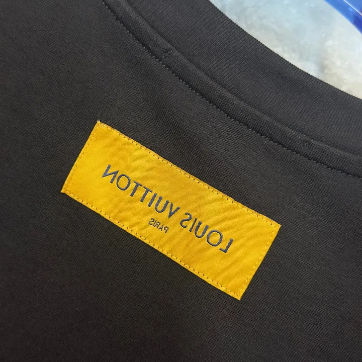 ルイヴィトン Tシャツ 春 夏 秋 おしゃれ