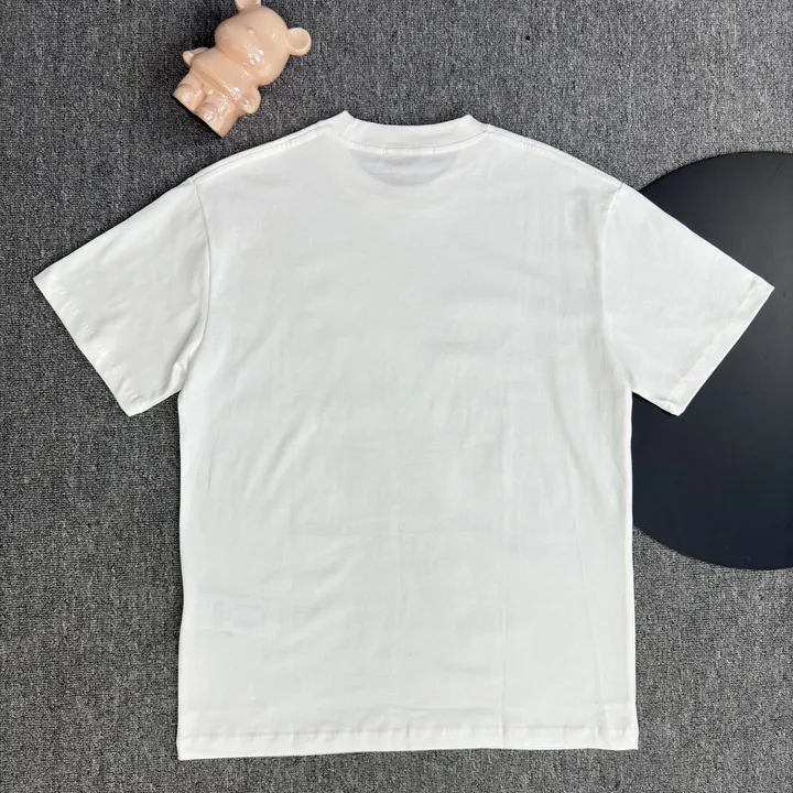 LOUIS VUITTON プリントロゴ Tシャツ