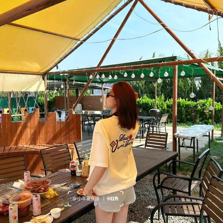 ホワイト Tシャツ ルイヴィトン