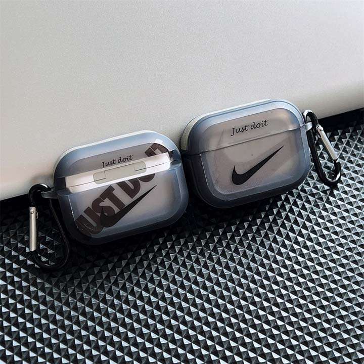 ナイキ airpods 4ケース マット感