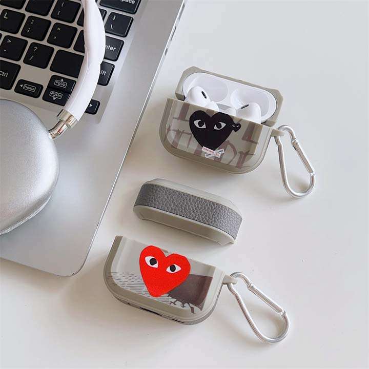 COMME des GARCONSエアーポッズ4ケース TPU+レザー
