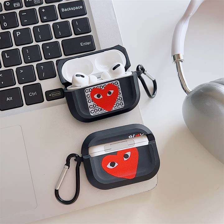 コムデギャルソンairpods4ケース カラビナ付き