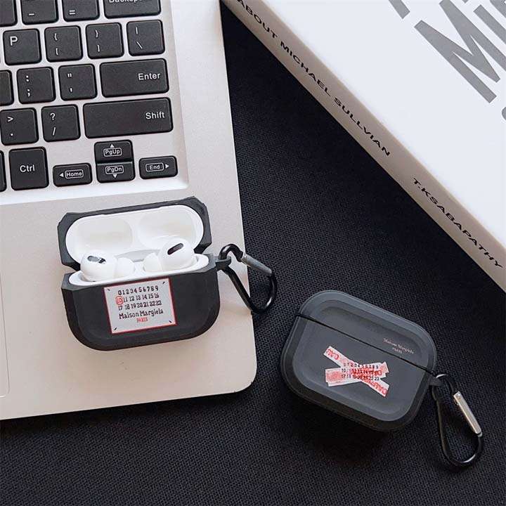 マルジェラ airpods 第4世代 ケース 新品