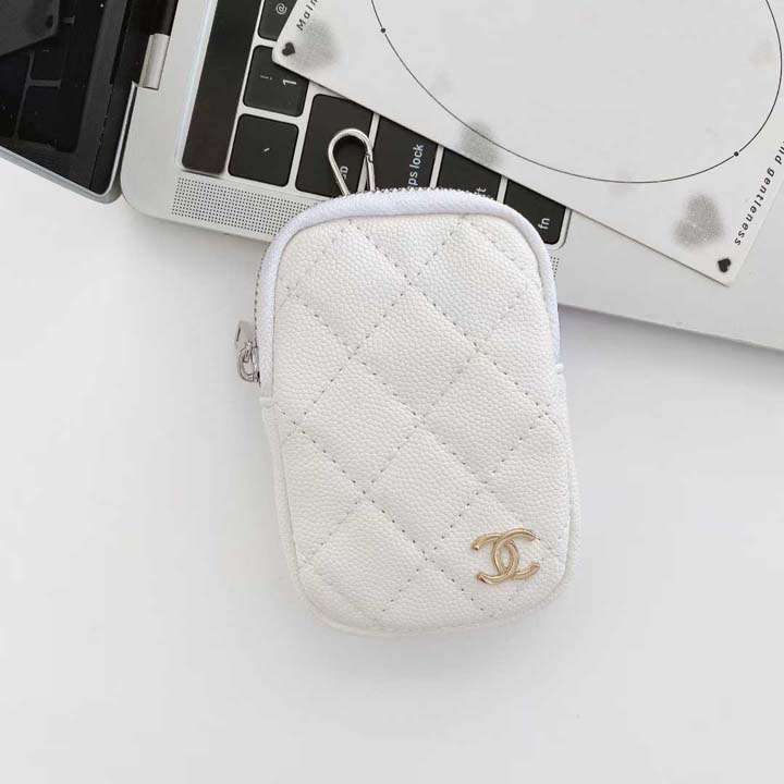 シャネルAirPods4ケース