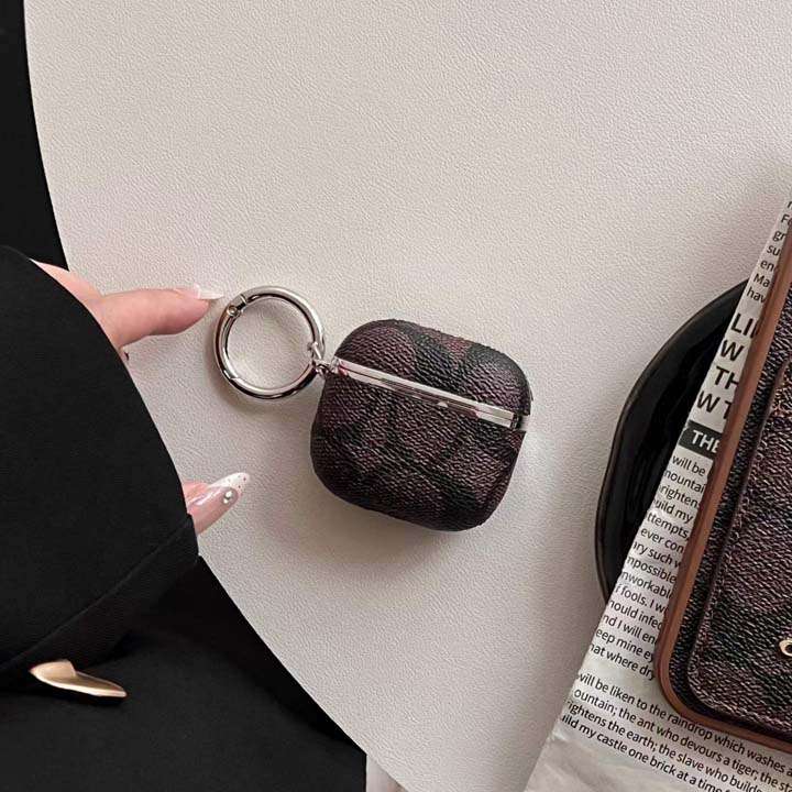 コーチ airpods 第4世代 ケース