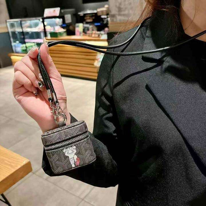 ゴヤール airpods4ケース ストラップ付き