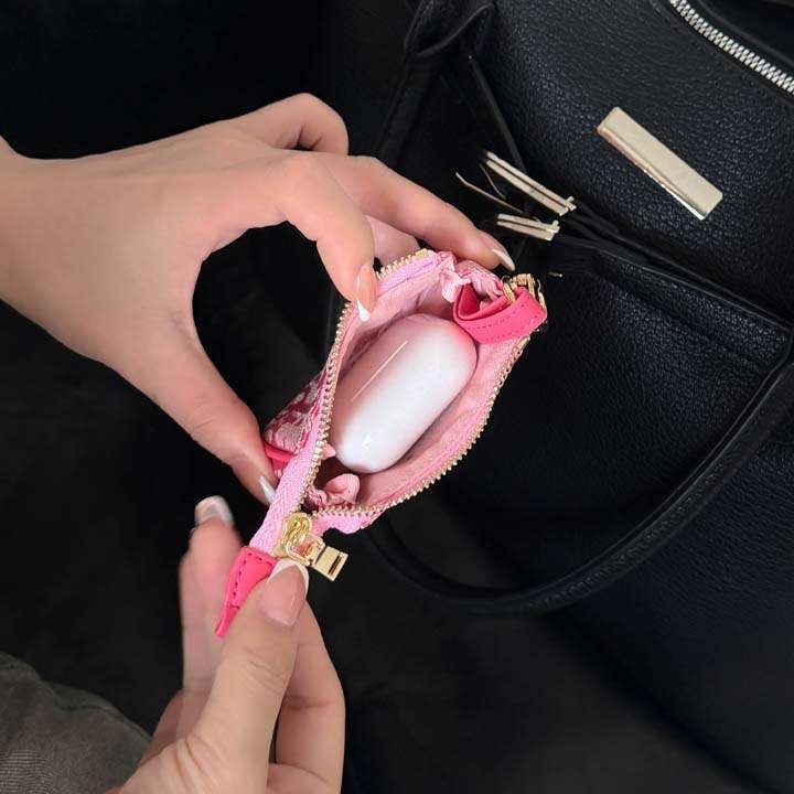 ディオール 第 4 世代 AirPodsケース