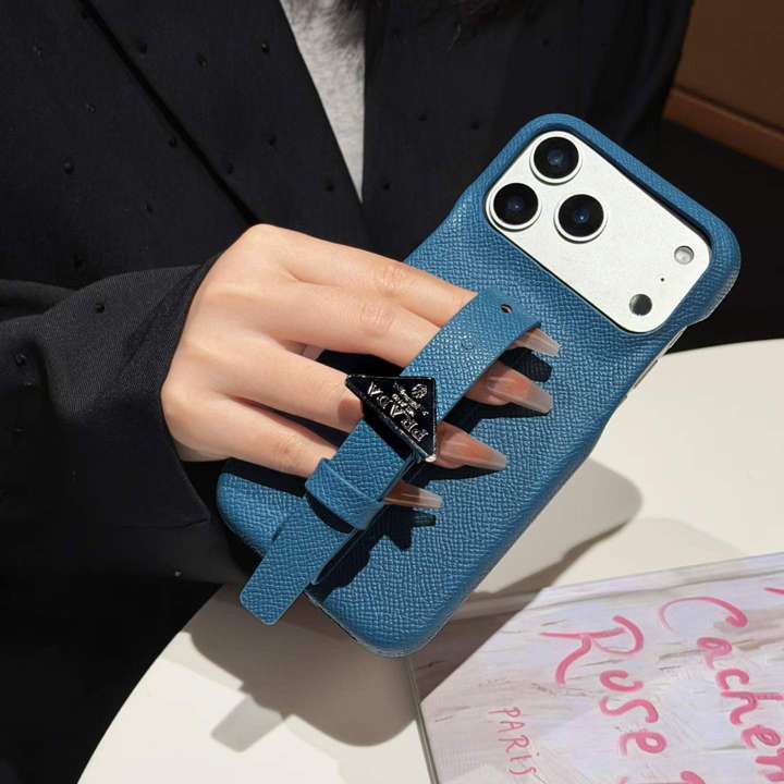 prada 三角ロゴ iphone17proケース