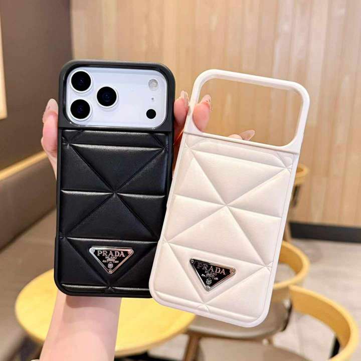 プラダ iphone17ケース 新作