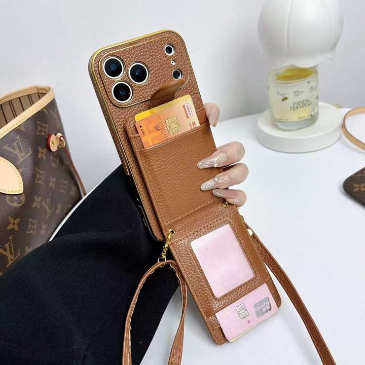 PRADA iphone17promaxケース 長いストラップ付き