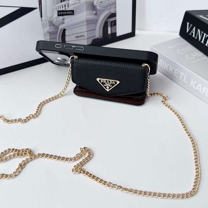 prada iphone17eケース カード収納