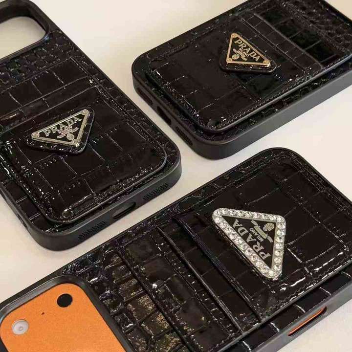 プラダ iphone17proケース クロコ柄