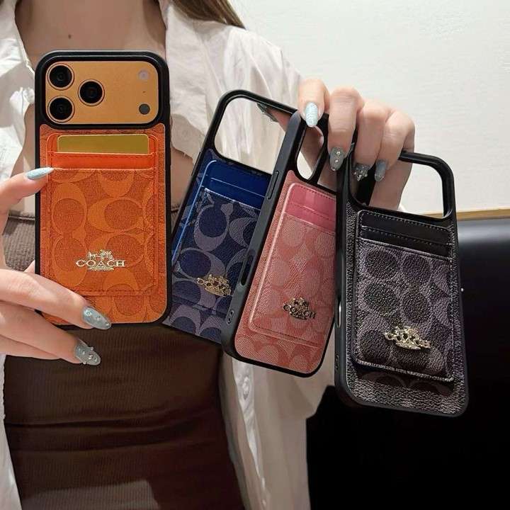 COACH シグネチャー iphone17カバー