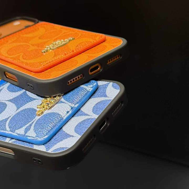 COACH iphone17 MagSafe対応 カードケース
