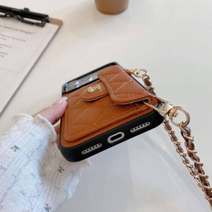 シャネル マトラッセレザー iphone17eケース