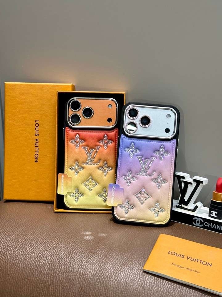 ヴィトンiphone17pro保護カバー ラインストーン付き