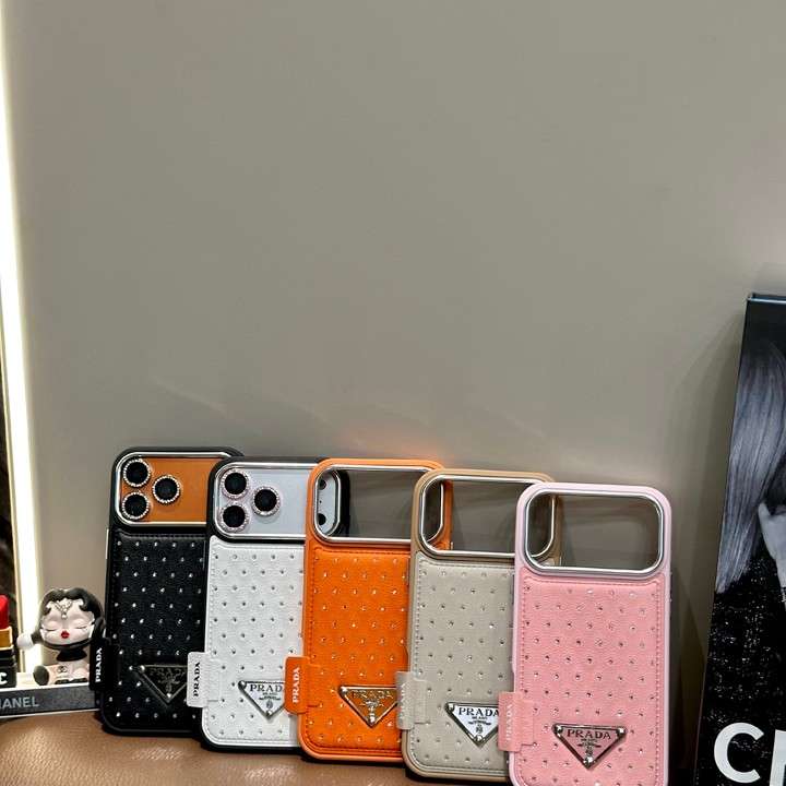 プラダ iphone17ケース イヤモンド飾り