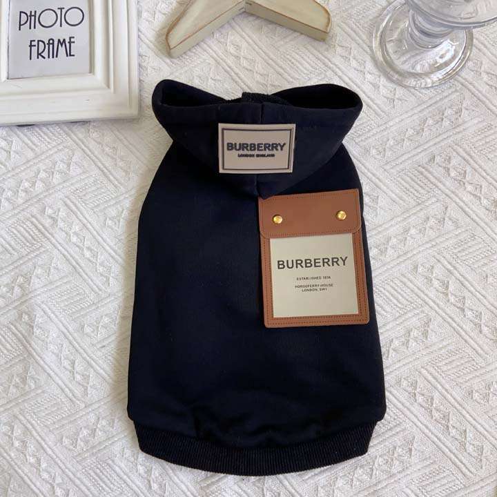 Burberry 柴犬 パーカー