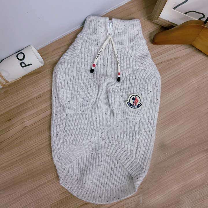 モンクレール 犬の服