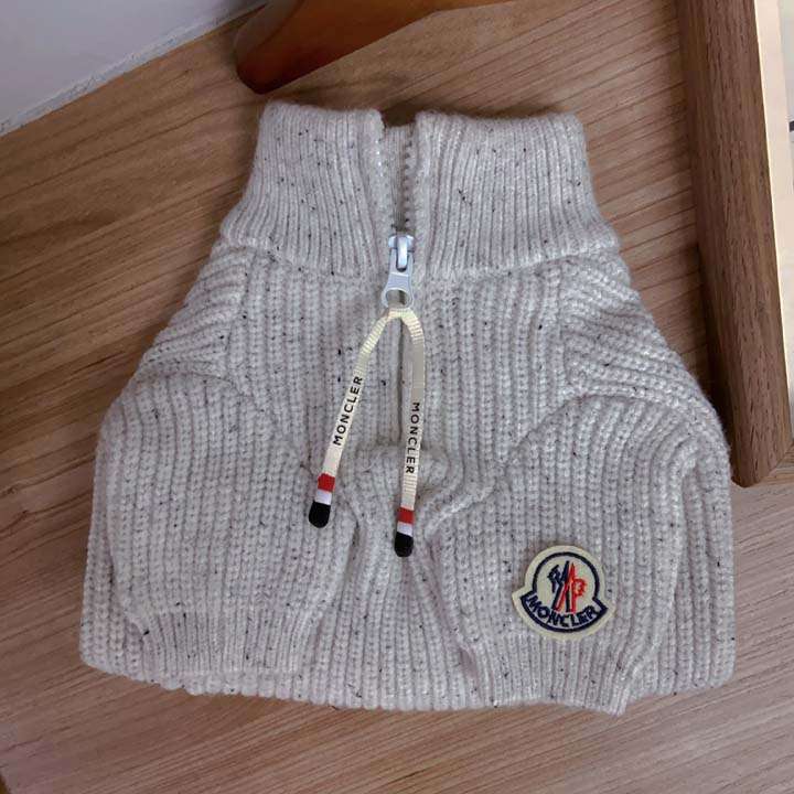 MONCLER タートルネック セーター 犬猫汎用