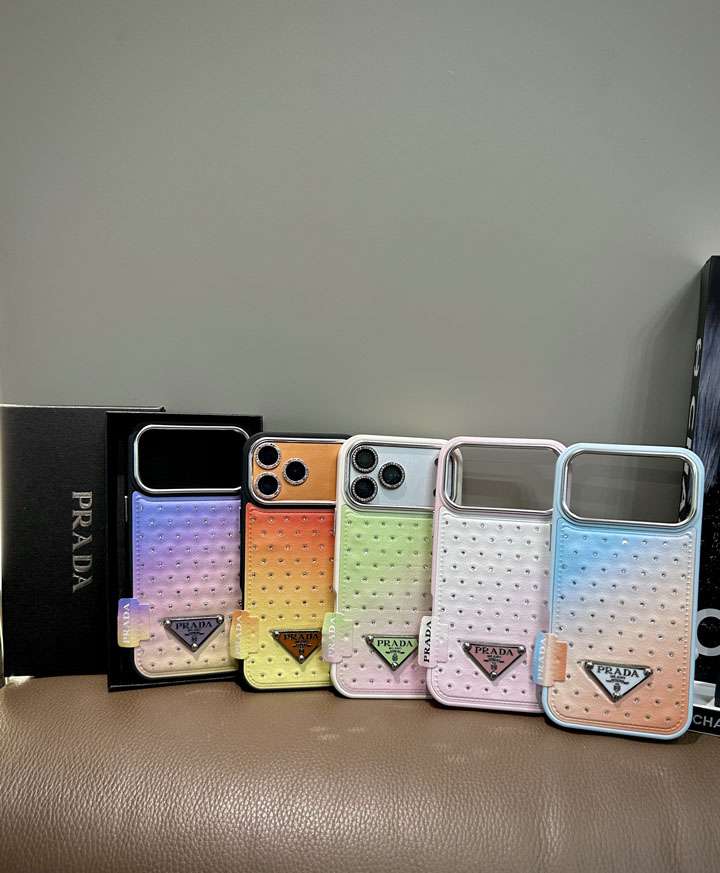 Prada グラデーション iphoen17promaxケース