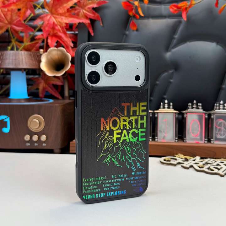 アウトドア ブランド iphone18ケース
