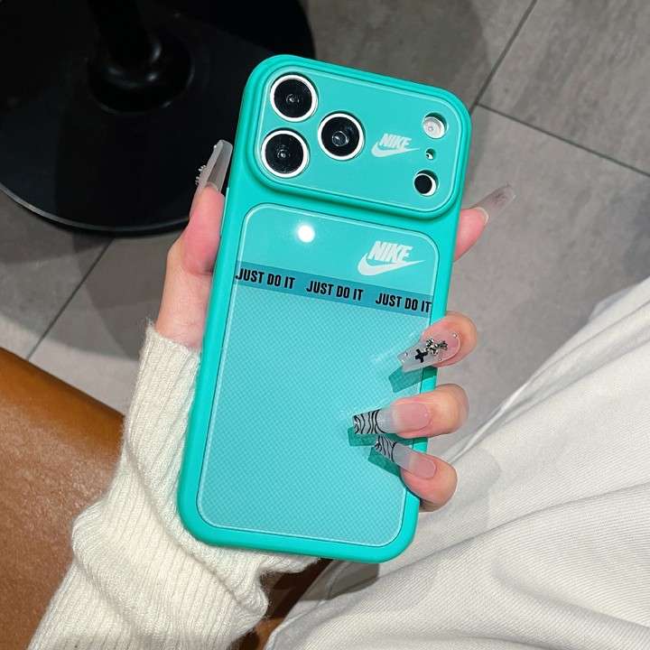 Chanel iphone17promaxカメラケース