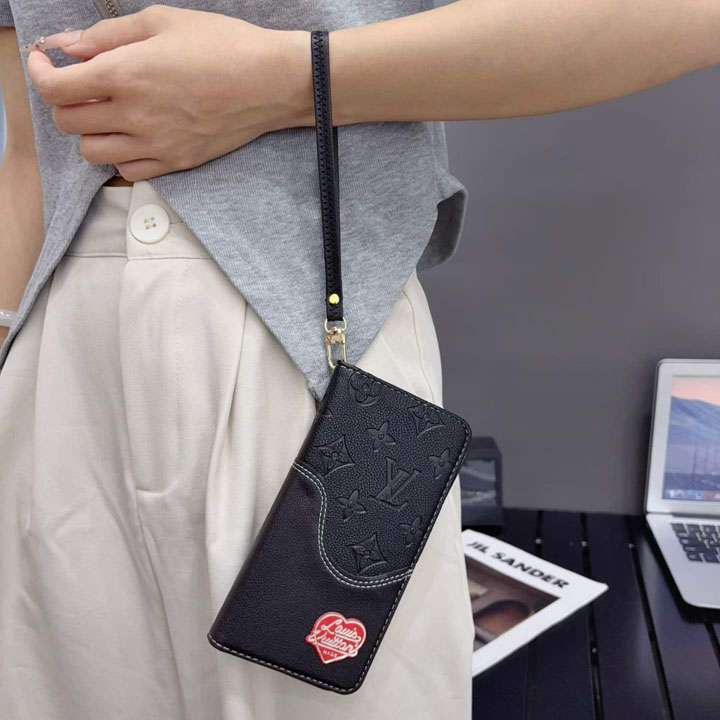 ルイヴィトン iphone18promax手帳ケース