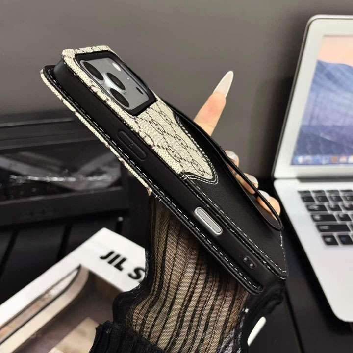 GUCCI iphone18 fold ケース
