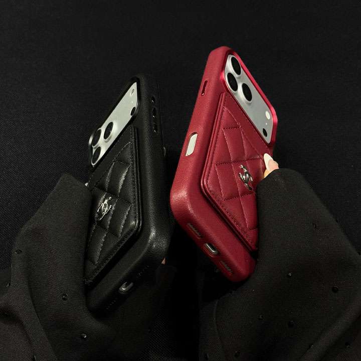 Chanel メタルボタン付き iphone18proケース