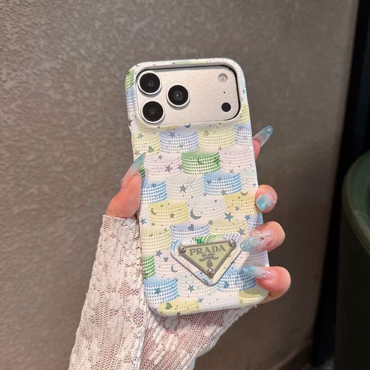 プラダ iphone18pro 互換性カバー
