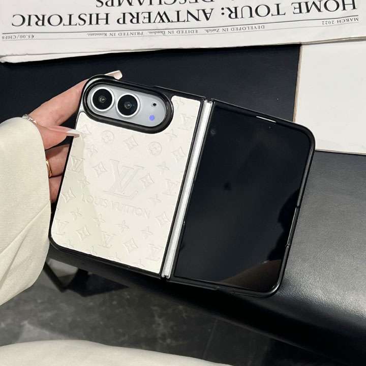 ルイヴィトン iphone duo携帯ケース ロゴ型押し