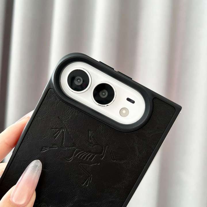 アークテリクス iphone duoケース エンボスレザー