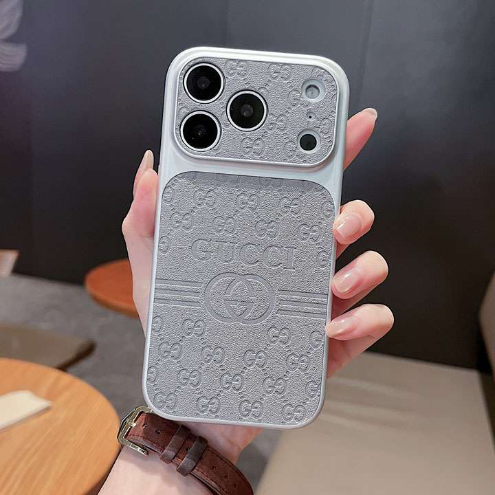 グッチ ロゴ型押し iphone18pro ケース