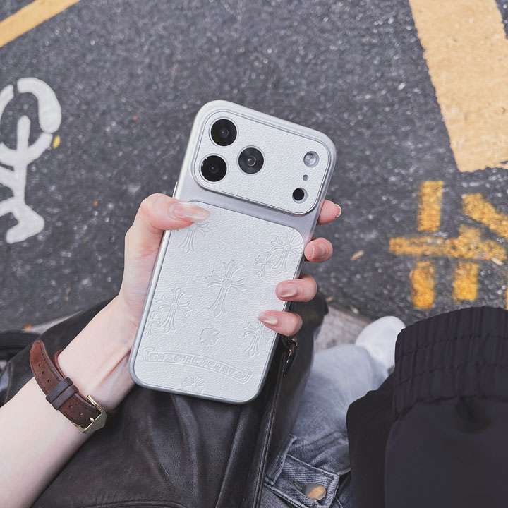 Chrome Hearts iphone18proケース 一体型 カメラ保護