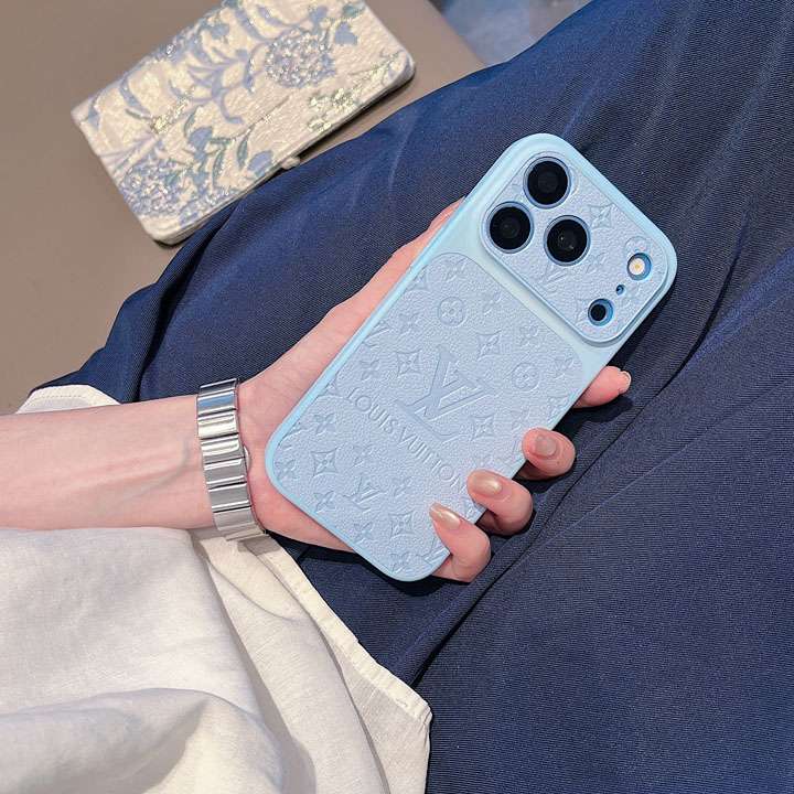 ルイヴィトン iphone18proケース一体型 レンズ保護