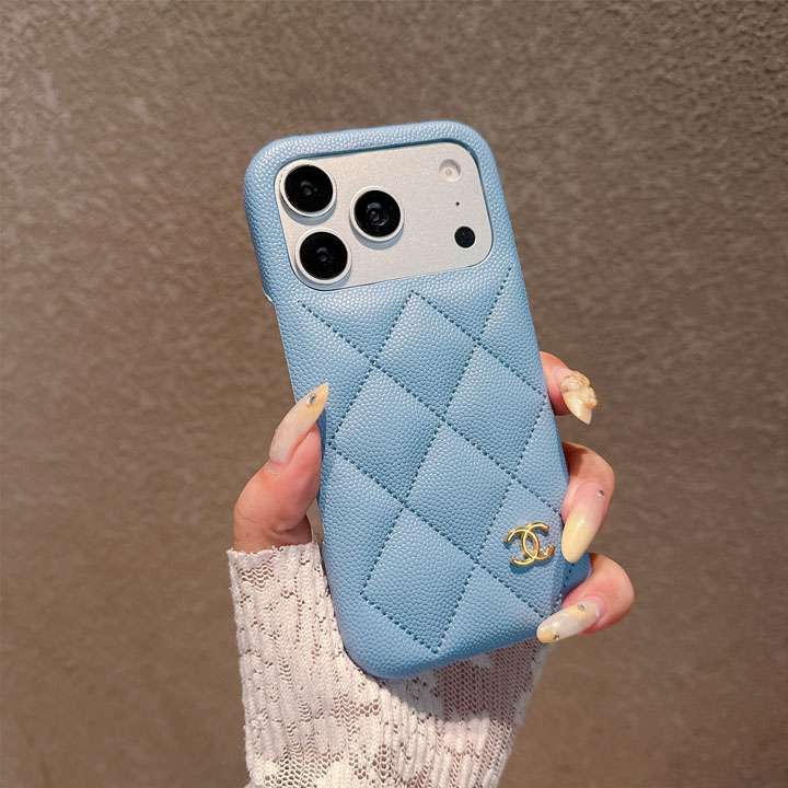 シャネル ラムスキン iphone18proケース