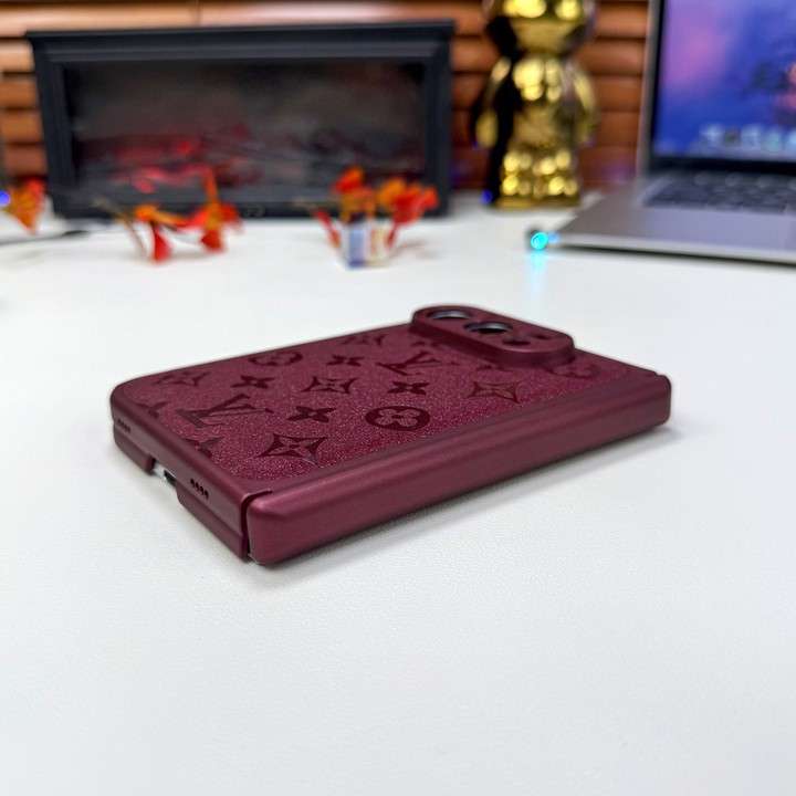 ルイヴィトン iphone duoケース ロゴ型押し