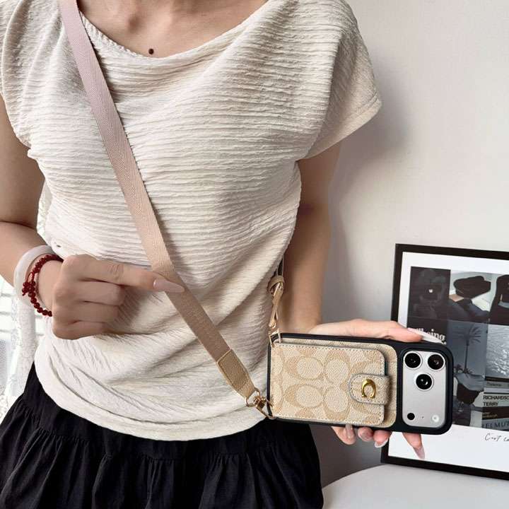 COACH 定番柄 iphone18proケース