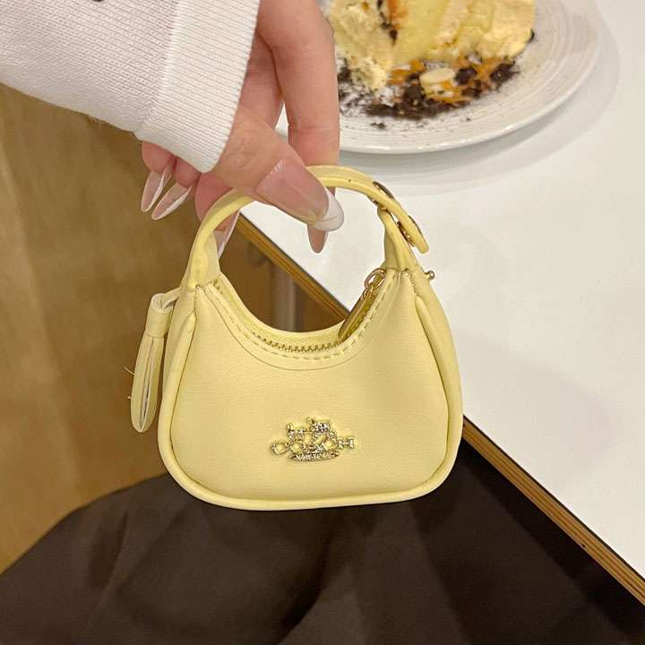 コーチ airpdos5ケース レディース かわいい