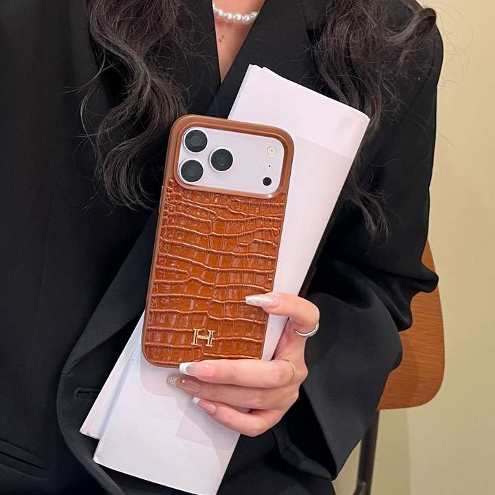 iphone18promaxケース ブランド
